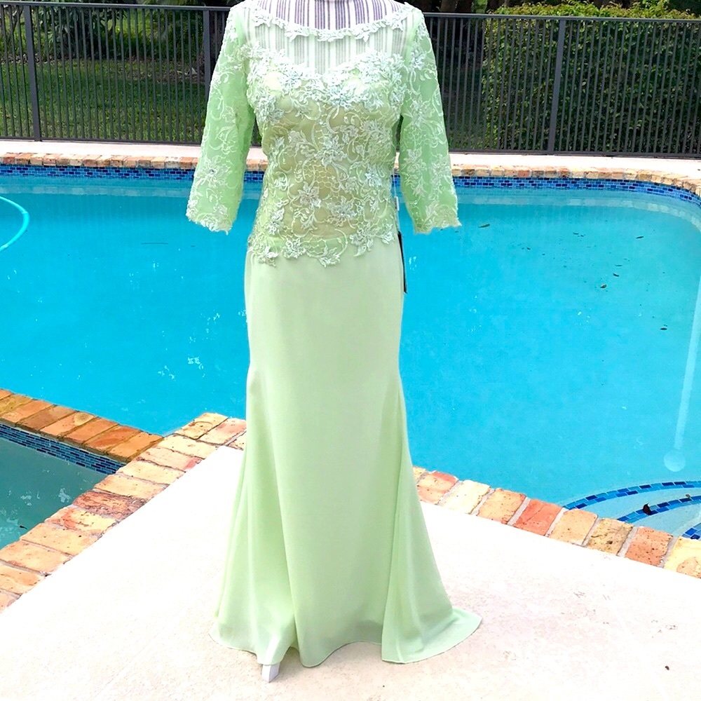 NEW! MOTHER of BRIDE GOWN